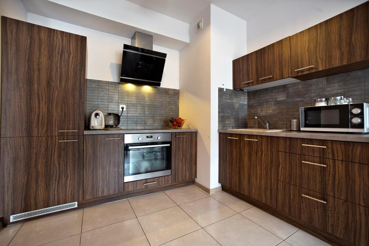 Airport Okecie Klobucka P&O Serviced Apartments Warszawa Eksteriør billede