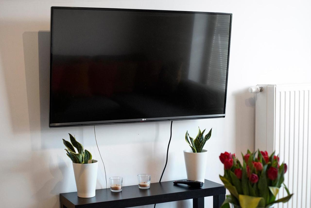 Airport Okecie Klobucka P&O Serviced Apartments Warszawa Eksteriør billede