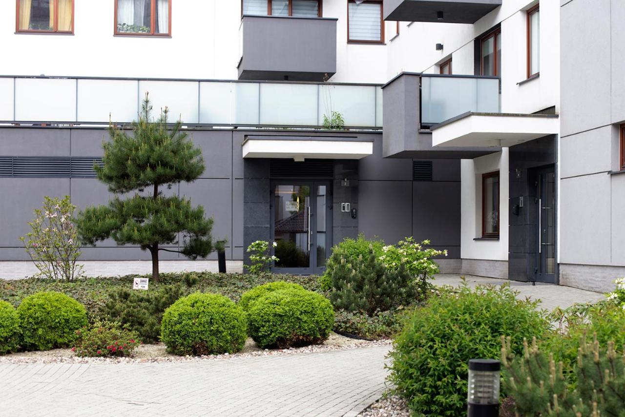 Airport Okecie Klobucka P&O Serviced Apartments Warszawa Eksteriør billede